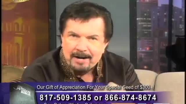 Dr.Mike Murdock - 7 Essential Ingredients That Make Relationships Work