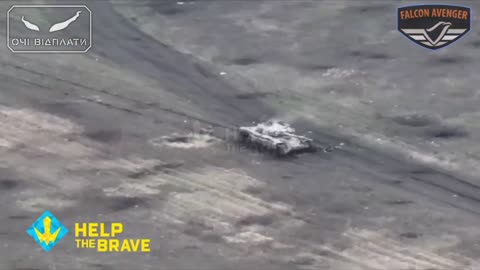 Ukrainian Kamikaze Drone Flies Into a Russian T-72B Armored Vehicle