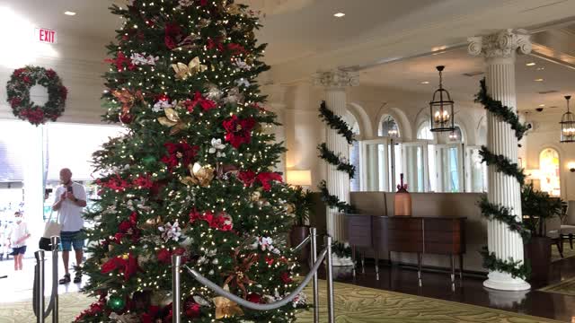 Gorgeous traditional Moana hotel lobby with Christmas Decorations