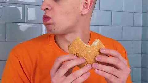 Comida real vs Comida de chocolate shorts