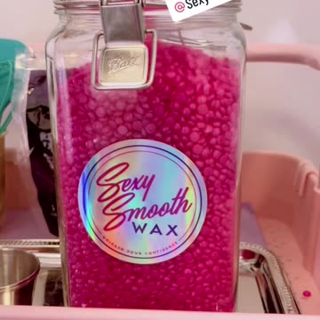 CrisStylesBeauty305 Unboxes Sexy Smooth Tickled Pink Premium Synthetic Hard Wax! 💖🌸