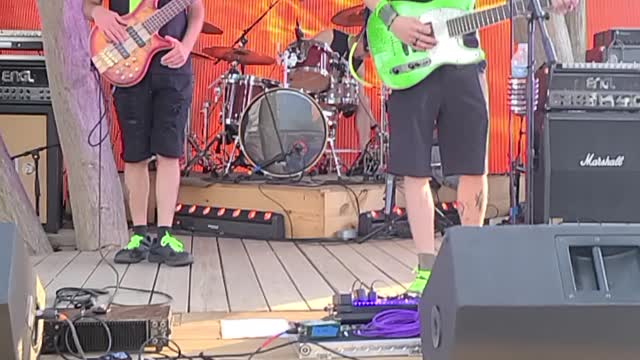 Skipping Stone "Trust Me"