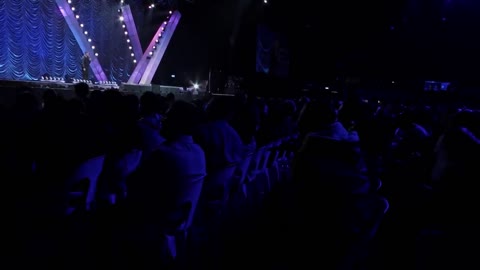 We Can Fight With Our Police" - Trevor Noah - (There's A Gupta On My Stoep