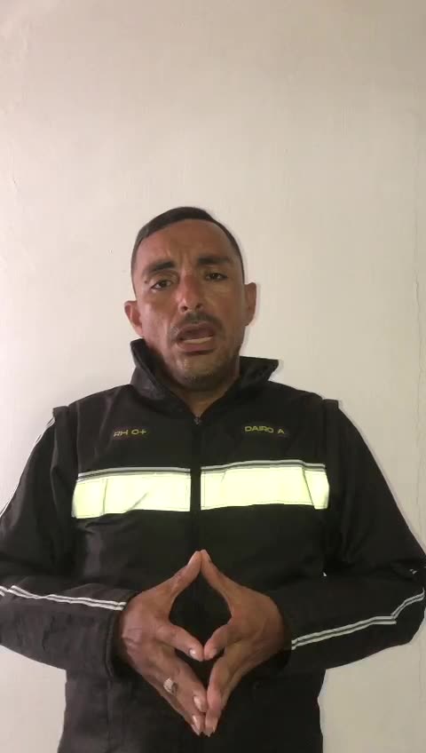 Motociclistas sobre alza de la gasolina.