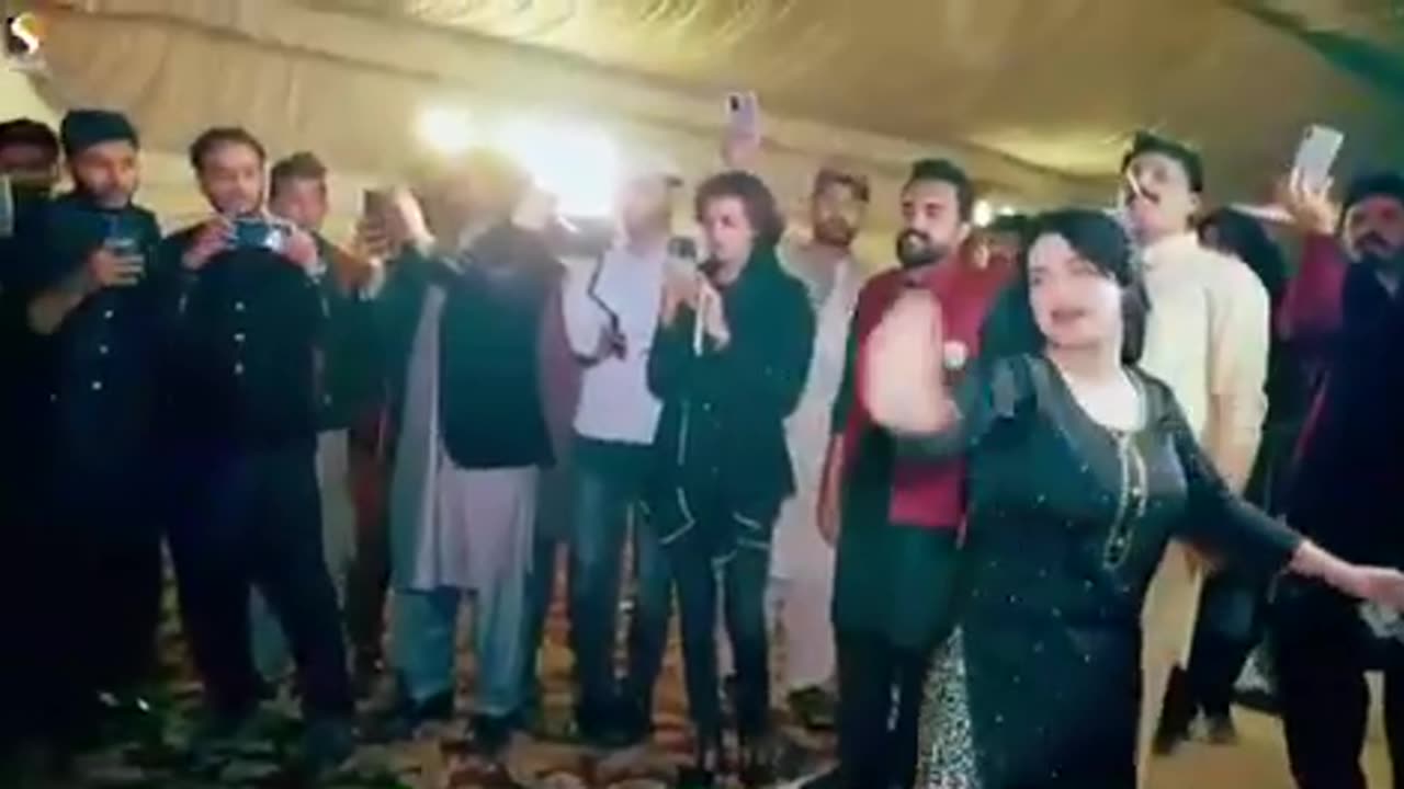 Mujra masti