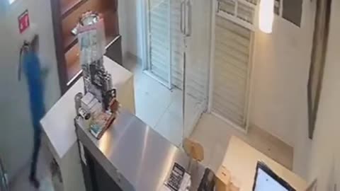 Thief caught in trap