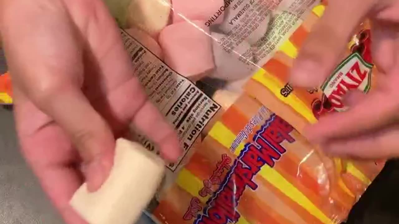 ASMR Marshmallows yummy 😋