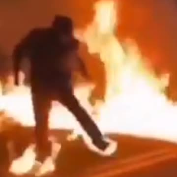 Lolz Archives- ANTIFA Dance