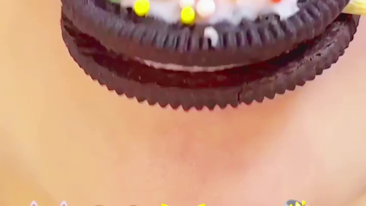 asmr EMOJI FOOD eating sounds ASMR SATISFYING sounds