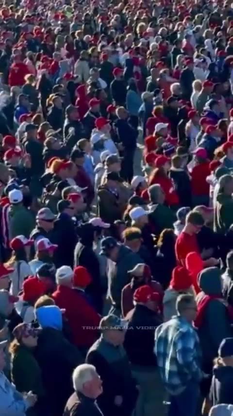 TRUMPMAFIA - When the MAGA King comes to Town, it's AWESOME. Rock n Roll