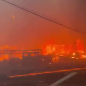 Huge Fire in Lahaina Hawai