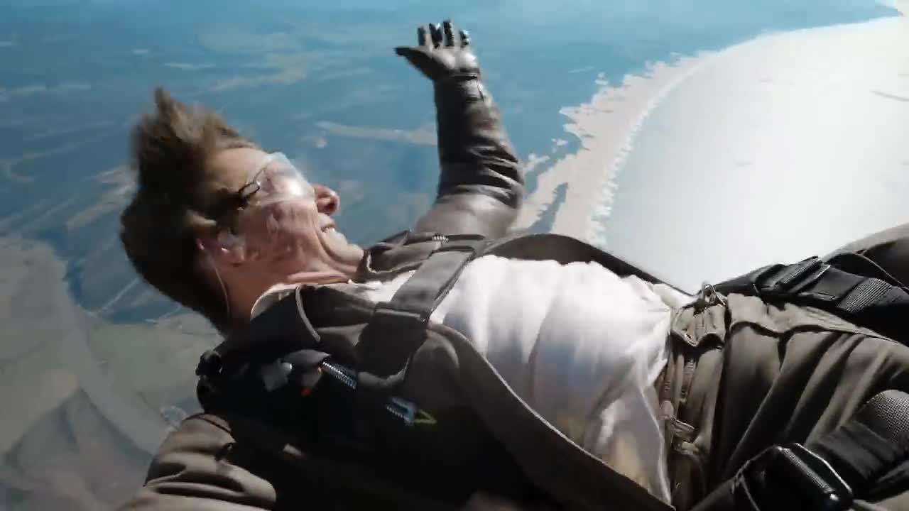 Top Gun_ Maverick (2022) _ Special Announcement From the Set of #MissionImpossible (Tom Cruise)