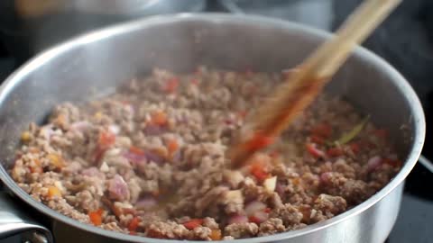 FILIPINO GROUND PORK RECIPE( PORK GINILING)