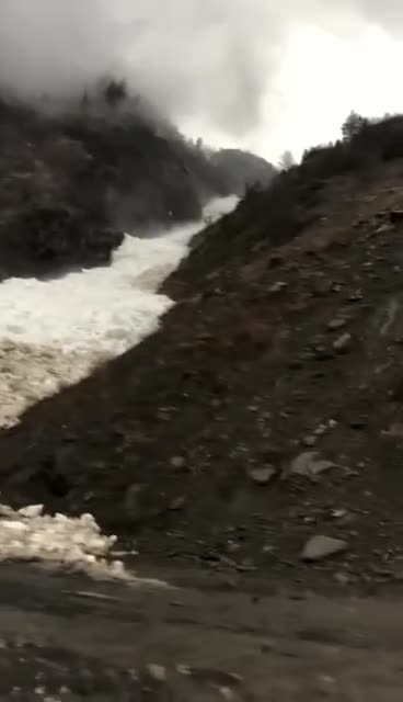 Massive Avalanches In Russia’s Dagestan Republic