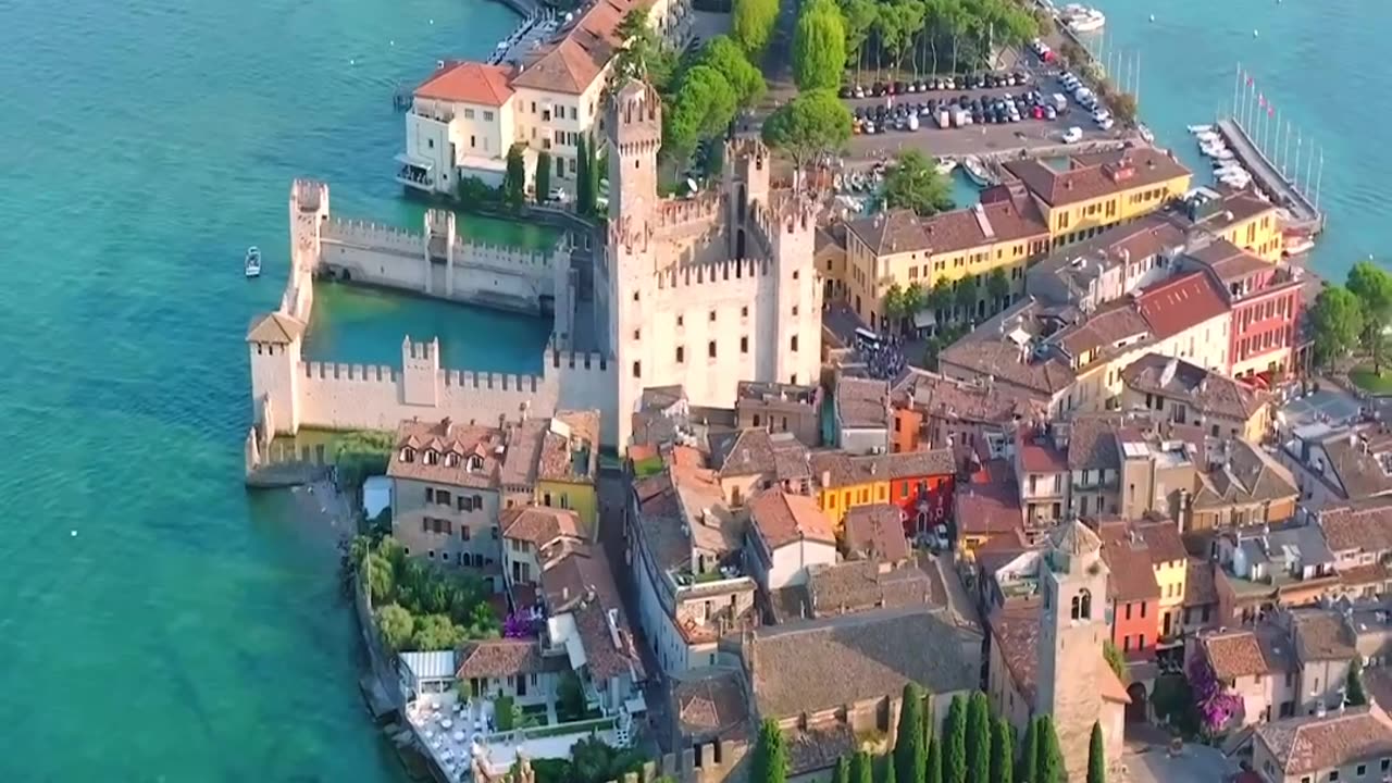 Sirmione Town