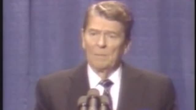 Ronald Regan Tells Soviet Jokes...