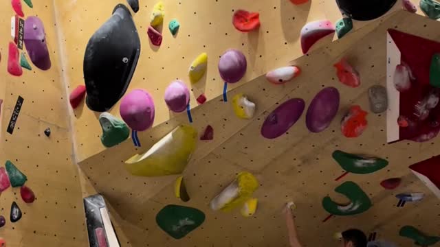 V4 tried 20 times before passing, and the starting method was wrong