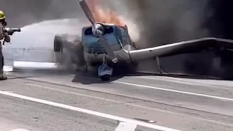 This plane in #California made a dramatic crash landing on the highway