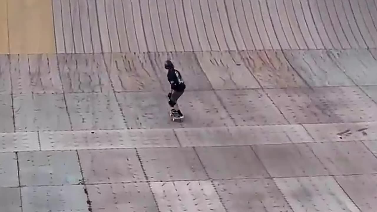 Backside air on the mega ramp 🚀 🤳🏼 Brock