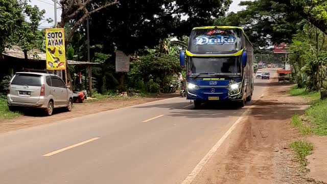 BASURI HORN MENGULAR BUS SUDIRO TUNGGA JAYA