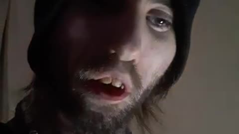 [Cyraxx Youtube 2021-10-26] My life is my life