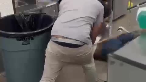 Vagrant gets what he deserves in NYC