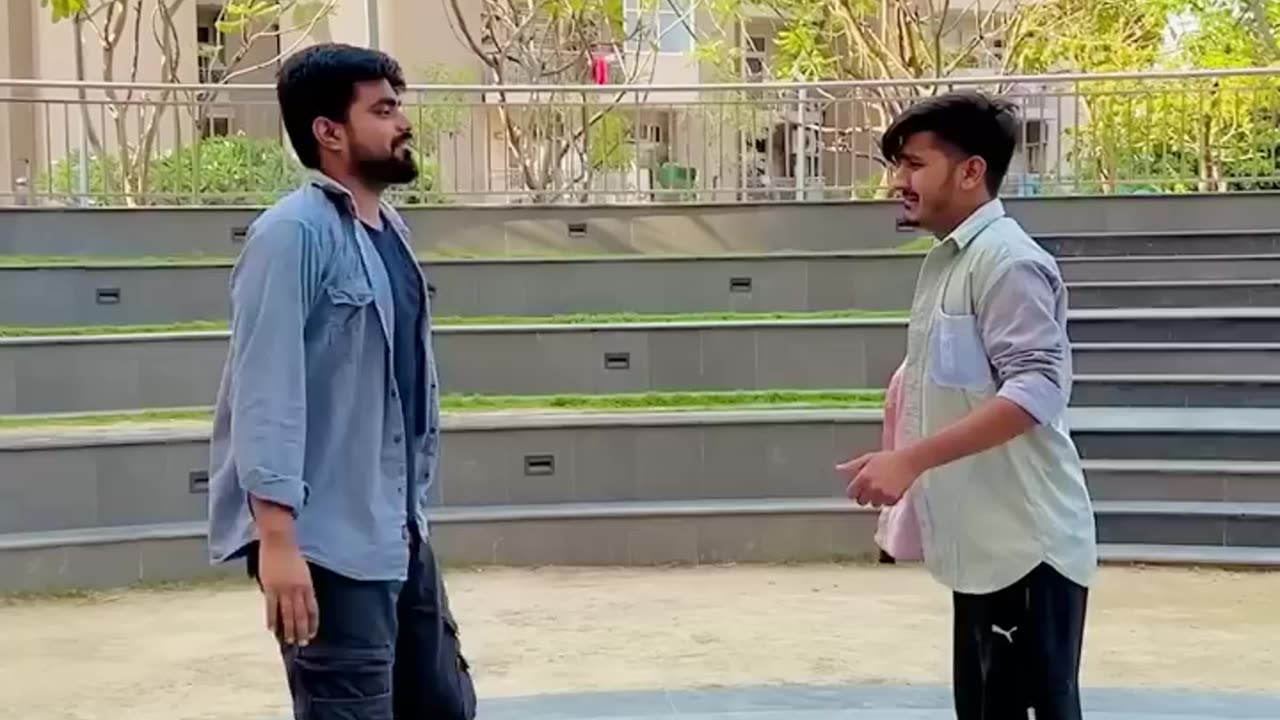 Funny fighters America vs India.. 😂💯