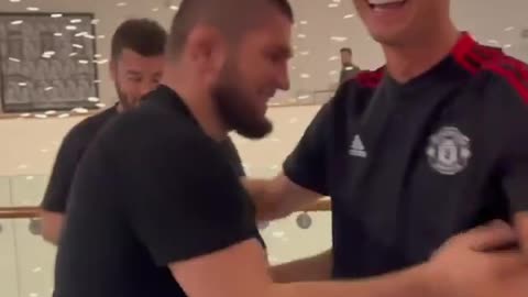 khabib nurmagomedov and cristiano ronaldo staredown