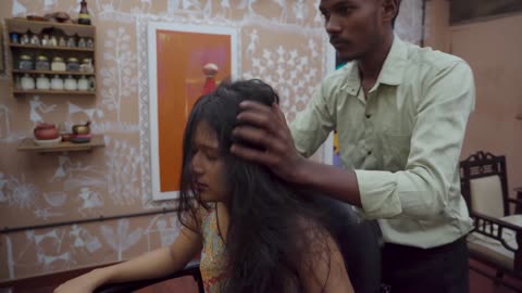 Intense Tapping Head Massage for Pain Relief _ Indian Massage