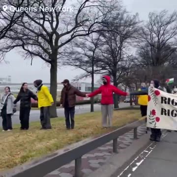 🚨BREAKING: Multiple roads into JFK Airport have been blocked by by Pro-Palestine protestors #Queens