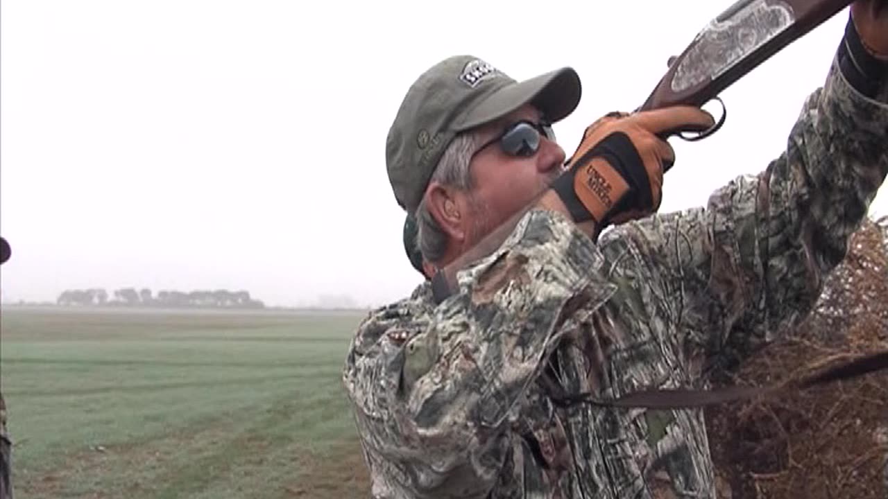 Hunting University - S10E11 - Argentina Dove And Wyoming Antelope Bow Hunt