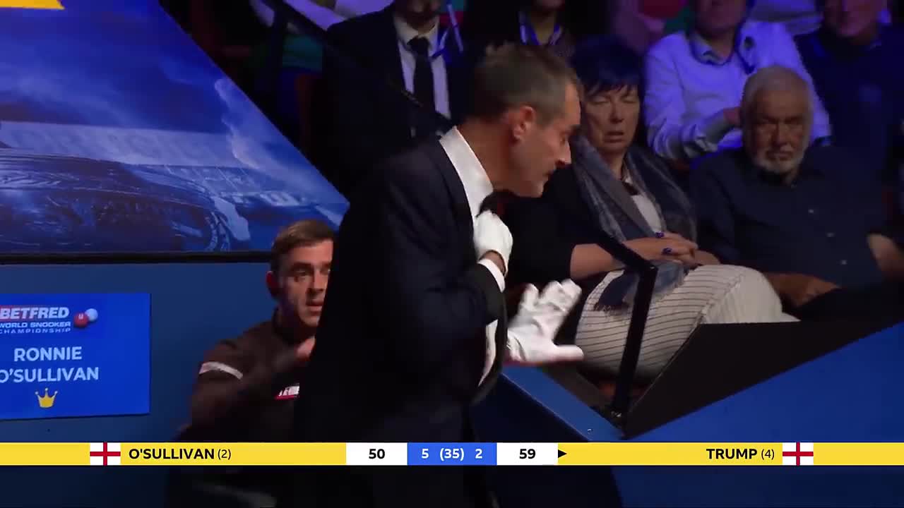 Referee Warns Ronnie O'Sullivan in the Final | 2022 World Snooker Championship Final