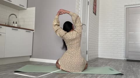 Beginners Workout and Stretch at home 