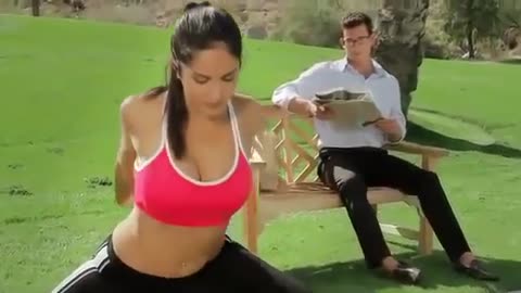 Hot Girl Yoga Sexy Very Funny Superbowl Commercial