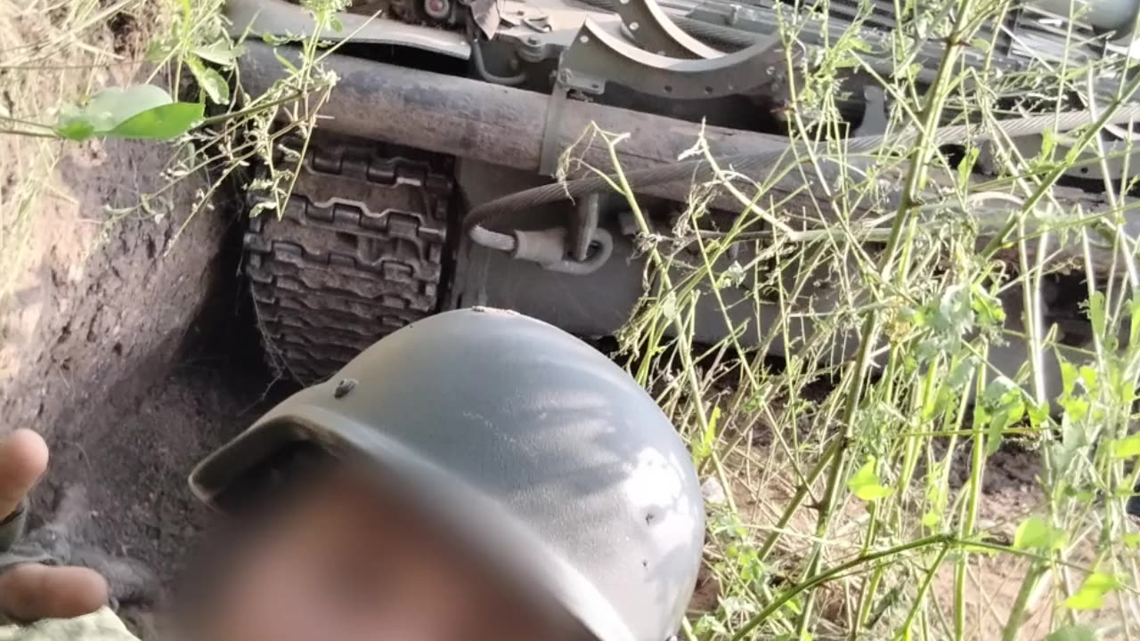 Obrovské ztráty ukrajinské těžké techniky u vesnice Rabotino