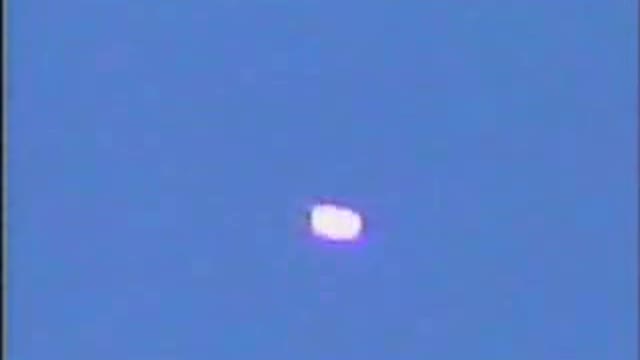 UFO Footage - UFO's Video by Mike Hawkins - Ovni Alien Spacecraft UAP Ovnis