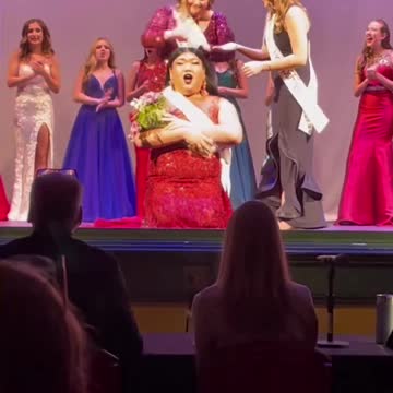 Man That Identifies As Trans Wins New Hampshire Beauty Contest