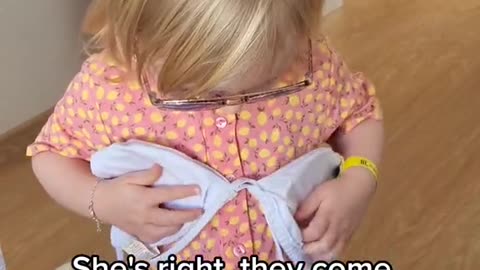 Funny Toddler Finds Moms Bikini On Holiday