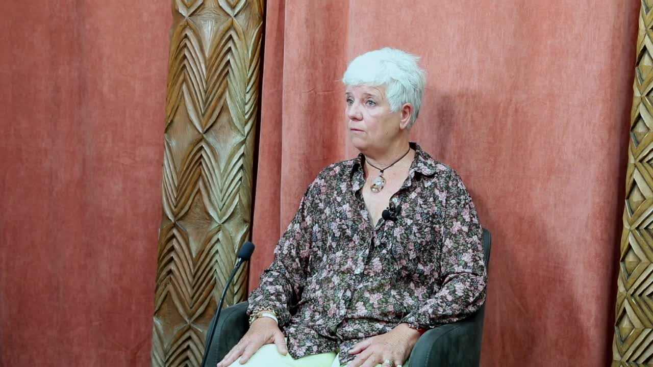 CSI Interview (CALEDONIA) du Dr Hélène Saglibene