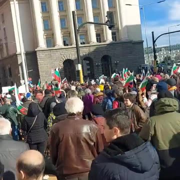 Strong protests in Bulgaria against NATO