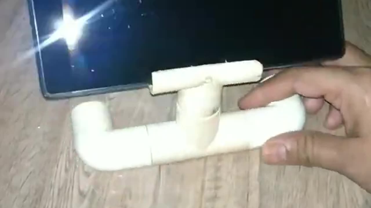 EASY TO MAKE MOBILE PHONE STAND USING PVC PIPE