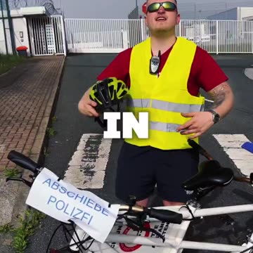 Für Recht und Ordnung! Der Abschiebehauptmeister! ✈️✈️✈️