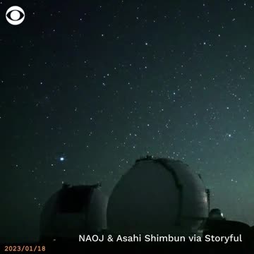 Perfectly shaped spiral appears over Hawaii