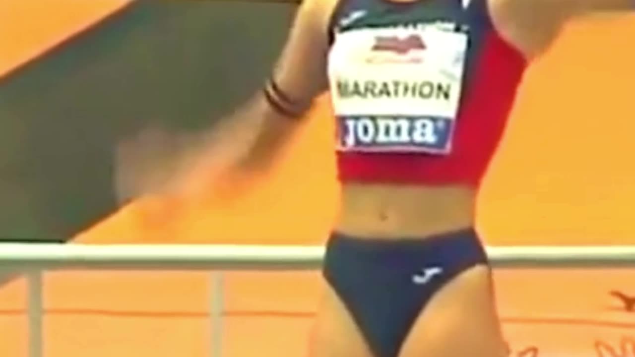Alba Ramirez Beautiful High Jump