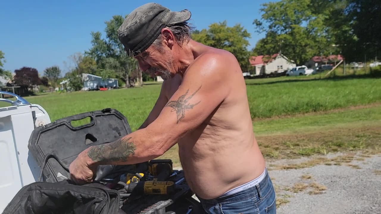 REPAIRING THE TRAILER AUTOMATIC BRAKE SYSTEM UNIT