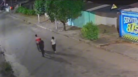 Golpean a un adulto mayor por robarlo en S