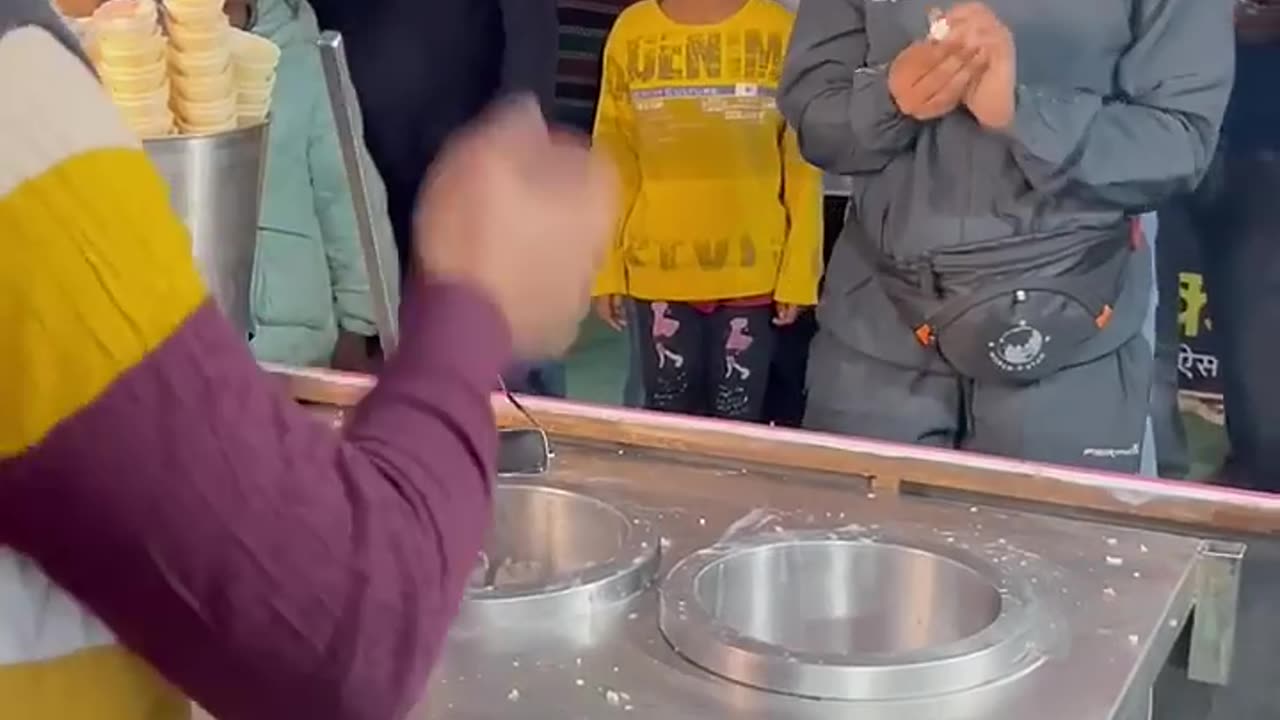 Dangerous Gurl π±π΅_π«I canβt belive this π€¬π¨ Defeat Turkish Ice cream π₯#prank #viral #trending π₯