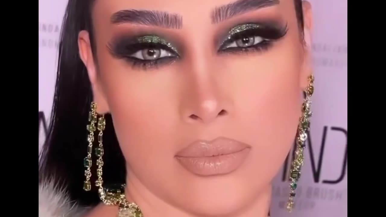 Beautiful Makeup🥰💜🔥