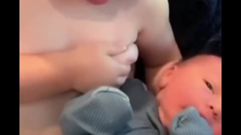 CUTE BABY REACTION 😍😍😍