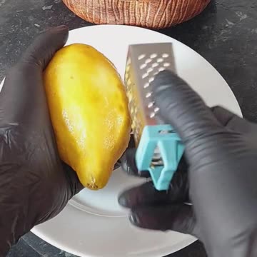 Lemon Zest life hack: Zest Like a Chef: How to Properly Zest a Lemon: Lemon Zesting: #rumble #lemon